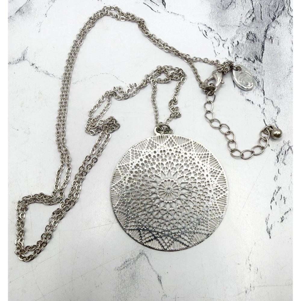 Charming Charlie Silver Tone Filigree‎ Pendant Necklace 32-35"